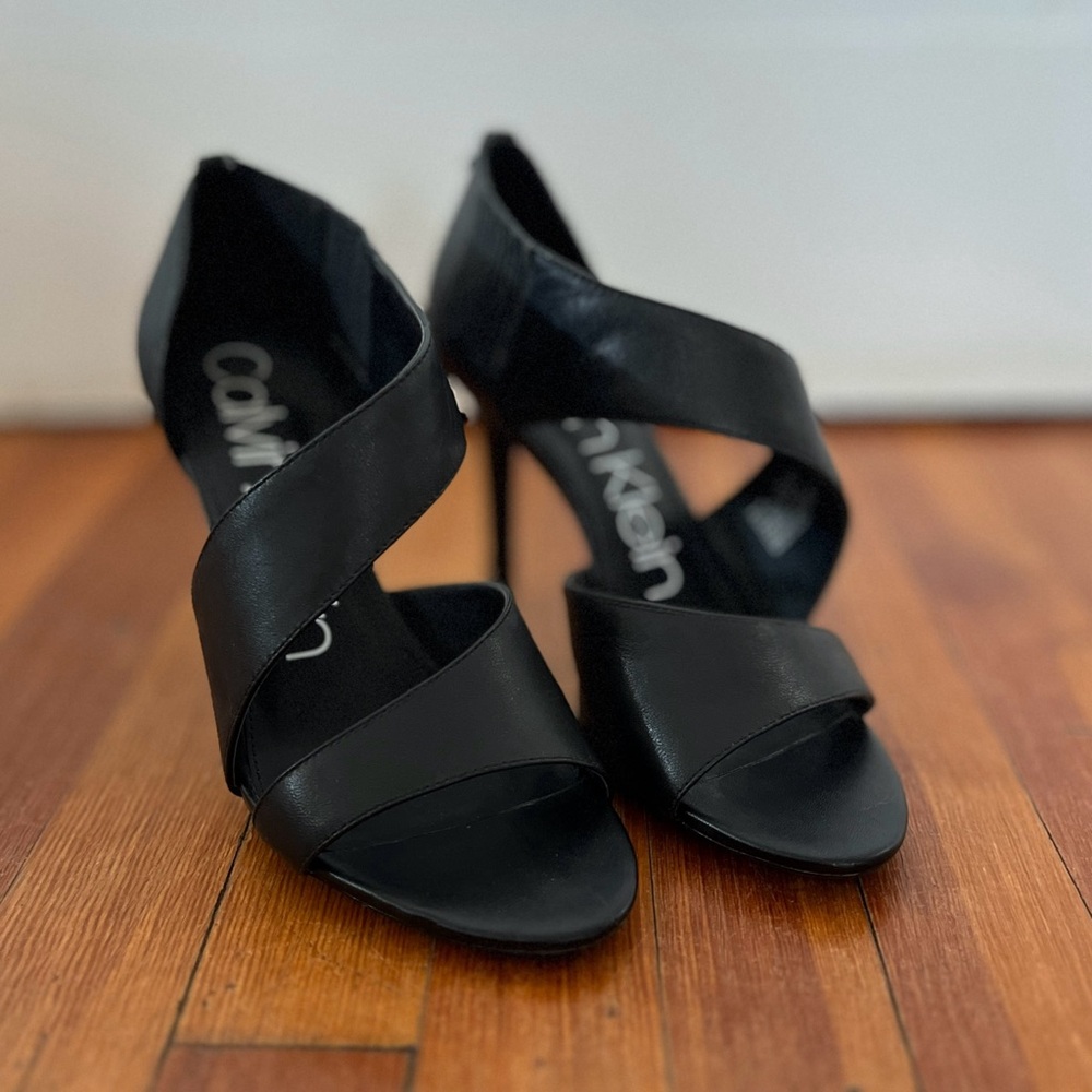 Calvin Klein Niva Dress Heel | Size 10